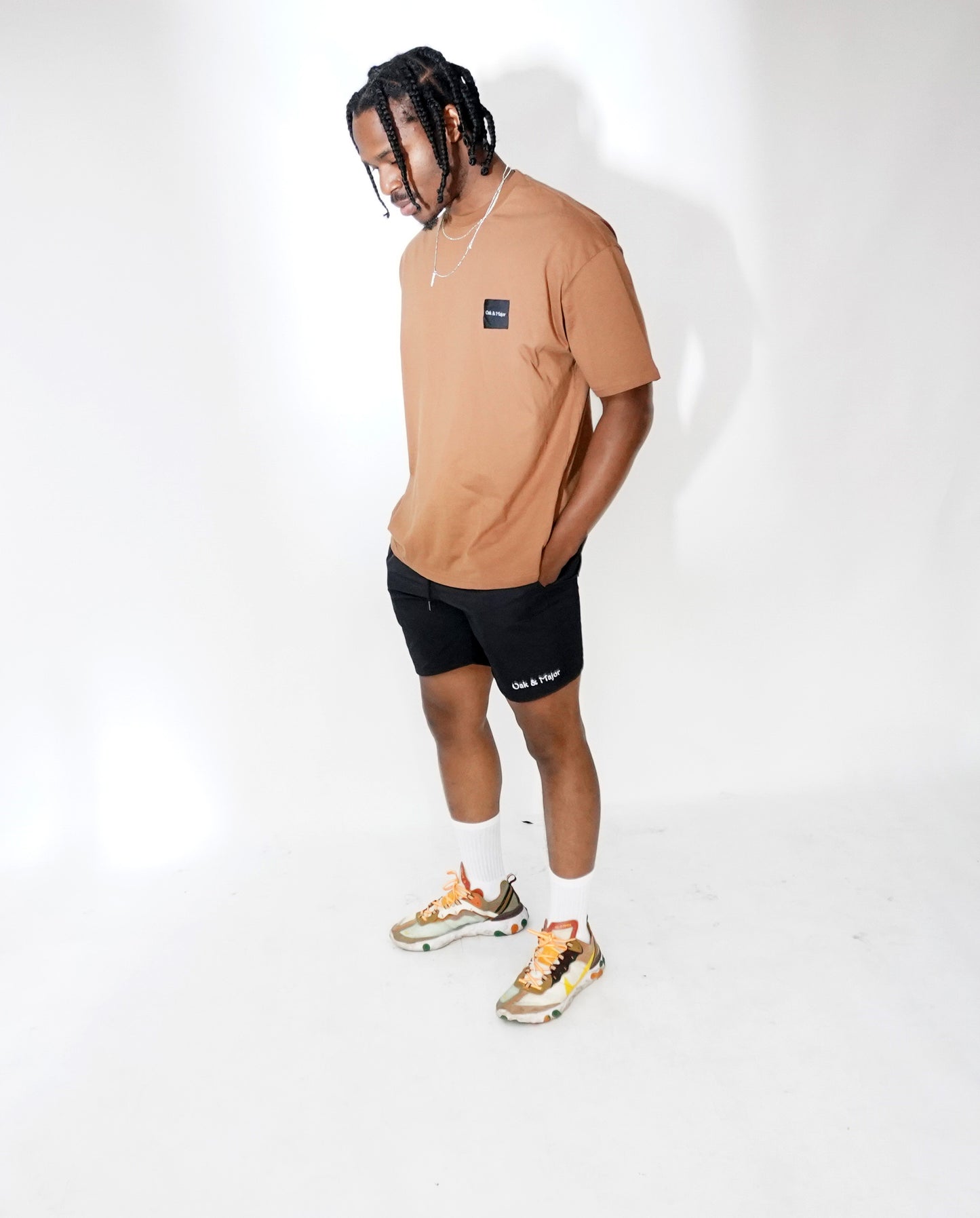 OVERSIZED HEAVYWEIGHT LOGO T-SHIRT in brown