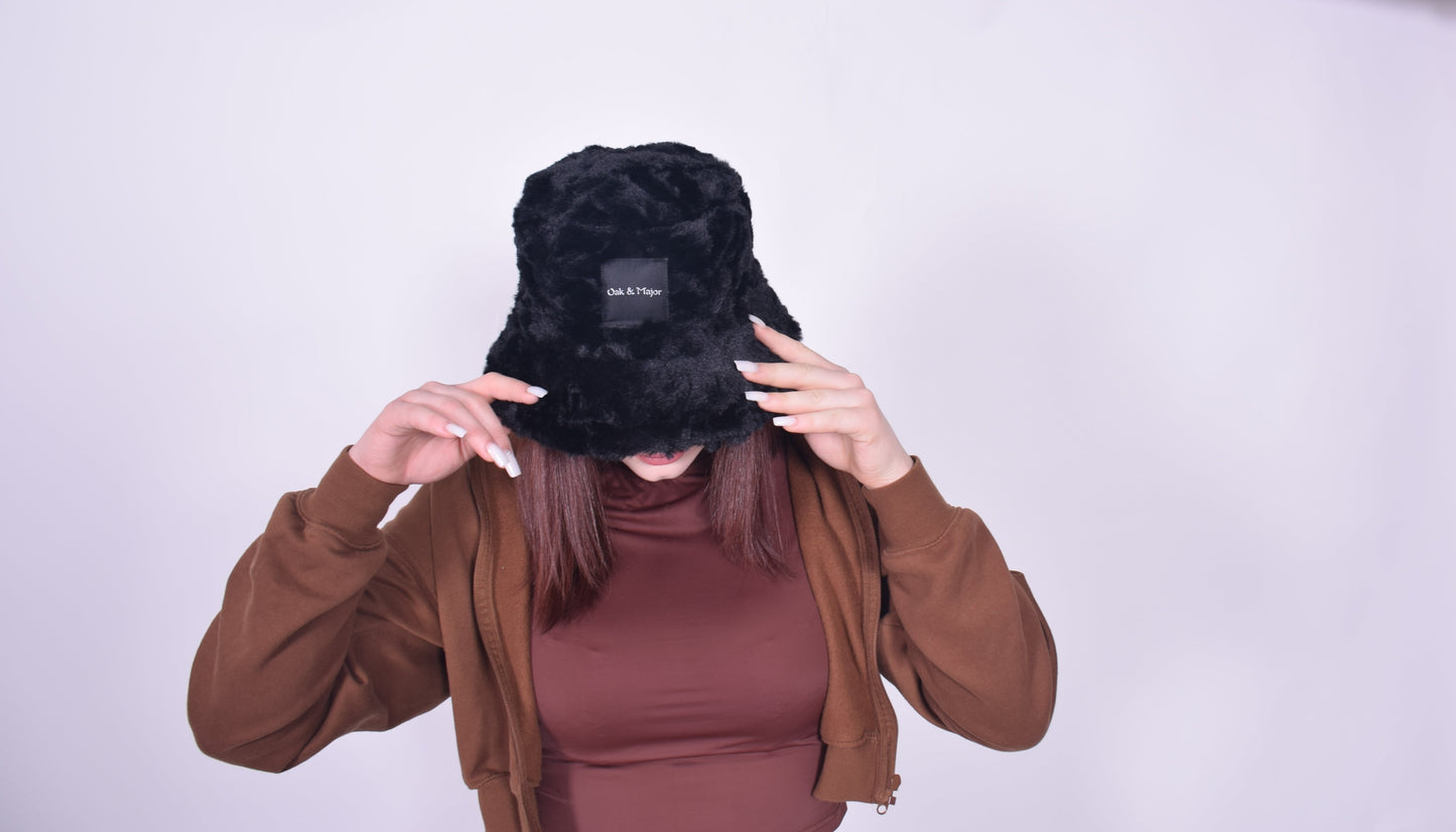 BOX LOGO FUR BUCKET HAT BLACK
